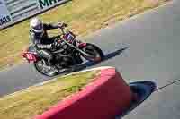 Vintage-motorcycle-club;eventdigitalimages;mallory-park;mallory-park-trackday-photographs;no-limits-trackdays;peter-wileman-photography;trackday-digital-images;trackday-photos;vmcc-festival-1000-bikes-photographs